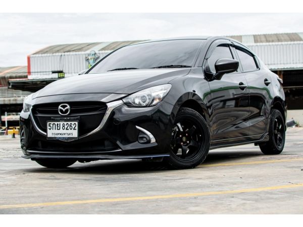 2016 Mazda 2 1.5 xd High Connect Sedan ดีเซล ล้อแม็กแต่งขอบ 15 ส่งฟรีทั่วประเทศไทย